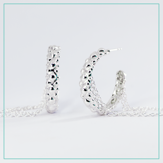 CHAINED HOOPS